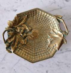 Art nouveau style dish