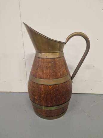 Large oak jug Oak Eclecticism 20th century - photo 3