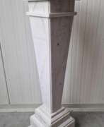 Catalogue des produits. Marble column - podium