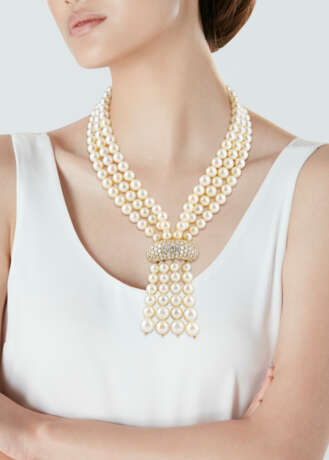 BOUCHERON COLLIER PERLES DE CULTURE ET DIAMANTS - photo 5