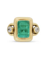 JAR BAGUE ÉMERAUDE ET DIAMANTS
