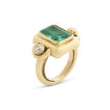 JAR BAGUE ÉMERAUDE ET DIAMANTS - photo 2
