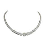 COLLIER ET PAIRE DE BOUCLES D’OREILLES DIAMANTS - photo 5