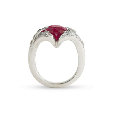 BAGUE RUBIS ET DIAMANTS - photo 3