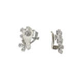 VAN CLEEF & ARPELS PAIRE DE BOUCLES D’OREILLES DIAMANTS ‘FLEURETTE’ - Foto 2
