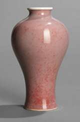 Kleine Peachbloom-Vase in 'Meiping'-Form