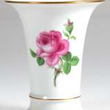 Meissen-Vase, Rote Rose, mit Goldrändern, Trompetenform, 1. Wahl, H. 13,5 cm - Foto 1
