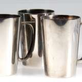 5 Henkelbecher, WMF, versilbert, 0,25 L, konische Wandung, Gebrauchspuren, H. 10,3 cm - photo 1