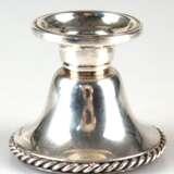 Leuchter, 925er Silber, 1-kerzig, gefüllter Fuß mit Kordelrand, H. 6 cm - photo 1