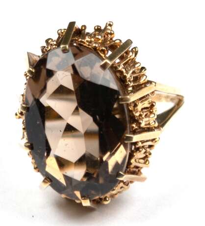 Ring, 585er GG, besetzt mit 1 oval facettierten Rauchtopas, Ges.-Gew. 8,44 g, RG 55 - photo 1