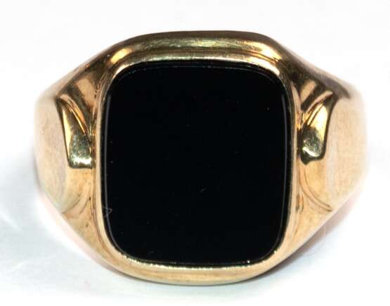 Herrenring, 585er Gg, mit Onyx-Platte, Ges.-Gew. ca. 6,9 g, RG 69 - Foto 1