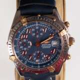 Herrenarmbanduhr "Breitling", Chronomat, Automatik, Ref.-Nr. B13050.1, dunkelblaues Zifferblatt mit arabischen Zahlen, zentraler Sekunde, Datumsanzeige, drehbarer Lünette, u.a., gangfähig, Edelstahlgehäuse Dm. … - фото 2