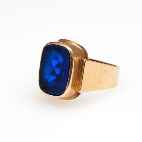 Ring mit Saphir-Synthese. - photo 1
