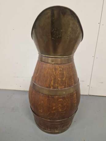 Large oak jug Oak Eclecticism Early 20th century - photo 2