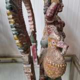 An Indian deity decorated with fine carvings Bois naturel Oriental Art 20th century - photo 3