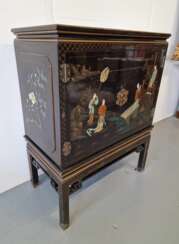 Oriental style cabinet