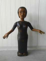 Female statue made of wood