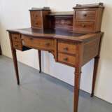 A small beautiful desk with inlays - Foto 2
