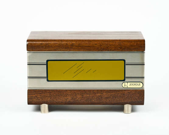 Andrea Zittel. A-Z 2002 Homestead Units - photo 2