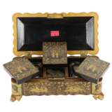 Game box covered with black and gold lacquer. China Canton 19th century. Pearl Chinoiserie 19th century - photo 3