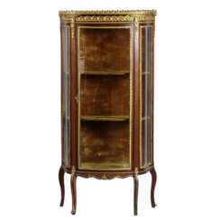 Vitrine de style Louis XVI