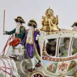 Groupe saxon sculptural en porcelaine Voiture de mariage de Napoleon Bonaparte. Porcelain Hand Painted Gilding 20th century - photo 9