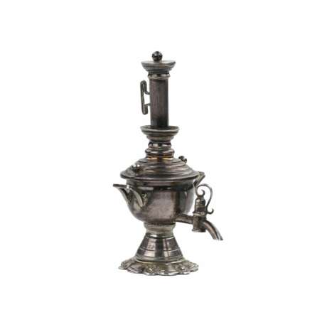 Samovar miniature en argent. D&eacute;but du 20&egrave;me si&egrave;cle. Silber Neo-Russian Early 20th century - Foto 1