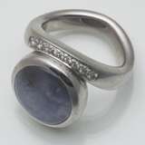 Ring mit Sternsaphir und Diamanten - photo 2