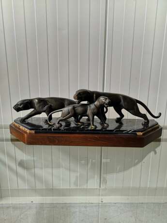 Bronze figure Family Bronze Early 20th century - photo 5