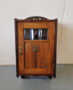 Aperçu. Art deco style wall cabinet