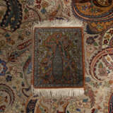 Großer Orientteppich mit Boteh-Dekor. - Foto 2