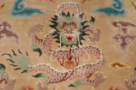 Chinesischer Drachenteppich. - photo 3