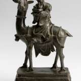 Bronzefigur des Shoulao auf einem Hirsch reitend - фото 1
