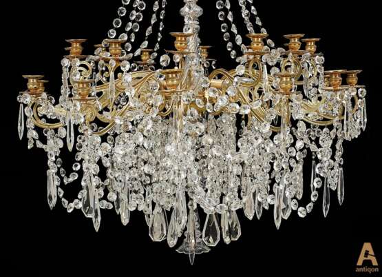 Chandelier for 25 candles. 19th century. Gilded bronze Late 19th century - photo 3