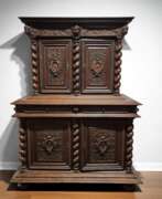 Übersicht. French Renaissance Revival Carved Oak Buffet &agrave; Deux Corps, 19 Century
