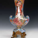 Jugendstil-Vase mit Bronzemontierung. - Foto 1
