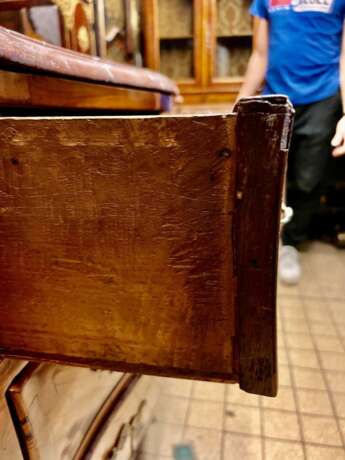 18th Century Commode from the Louis XIV Regency Period Marmor - Foto 2