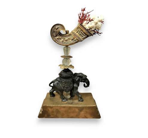Unique Elephant Statue in Bronze with Coral 20th Century Bronze Other style 20th century - photo 10