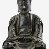 Skulptur des Buddha Amida aus Holz mit schwarzer Lackfassung - photo 1