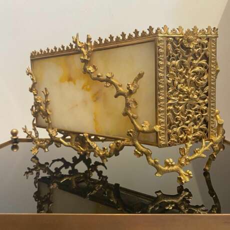 Gilded bronze and alabaster letter carrier in the Japanese style 19th century Bronze 19th century - Foto 7