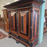 Large mahogany cabinet Mahogany Baroque 20th century - photo 1