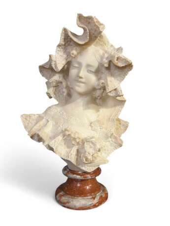 19th Century Bust of a Young Lady in White Marble by Flli Romanelli Marble 19th century - photo 6