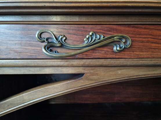Art Nouveau cabinet Walnut Art Nouveau At the turn of 19th -20th century - photo 6