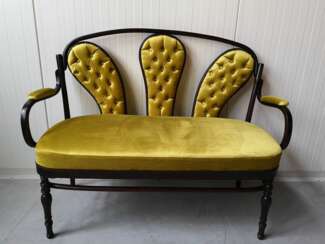 Canap&eacute; Thonet unique et ancien 