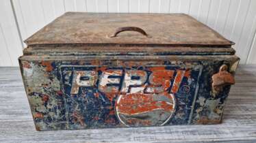Glaci&egrave;re PEPSI ancienne 