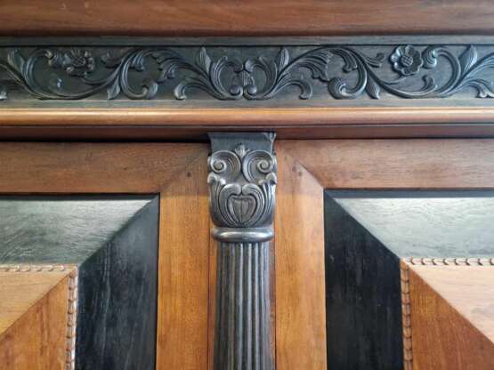 Large mahogany cabinet Mahogany Baroque 20th century - photo 10