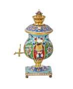 Emaille. Samovar en argent dore et emaux peints. 