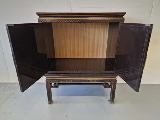 Oriental style cabinet Lacquered wood Asian Art Mid-20th century - photo 6