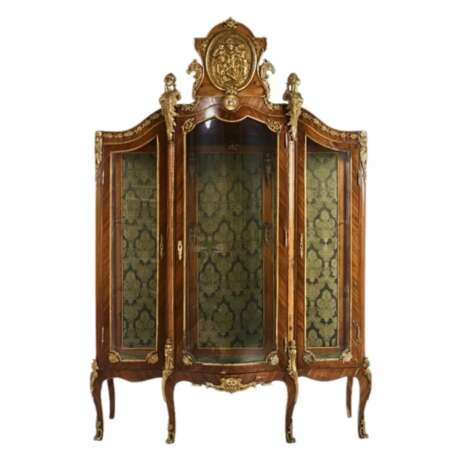 Vitrine de style Louis XV. Veneer At the turn of 19th -20th century - Foto 1