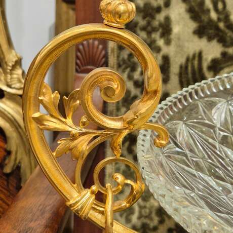 Baccarat Cut Crystal Centerpiece Mounted on Chiseled Gilt Bronze 19th Century Crystal bronze Napoleon III 19th century - Foto 11